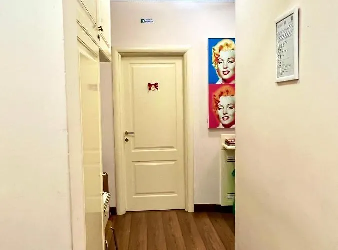 Gasthuis Termini Station Holidays 3*