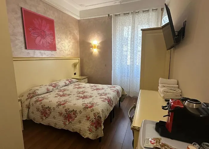 Termini Station Holidays 3* Rome