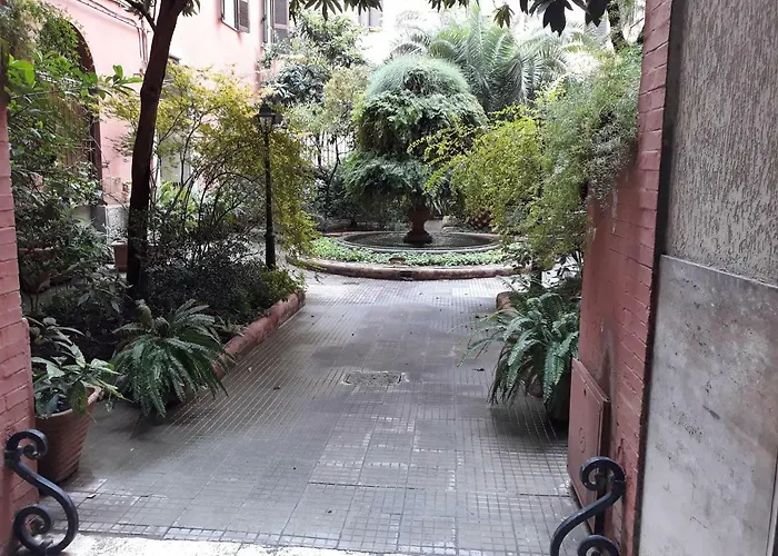 Gasthuis Termini Station Holidays 3*