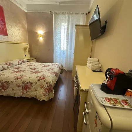 Termini Station Holidays 3* Roma