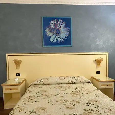 Termini Station Holidays Roma