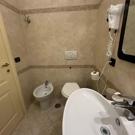 Termini Station Holidays 3*